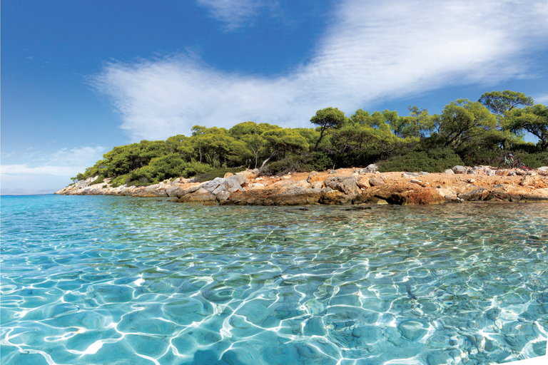 Athènes : Croisière à la nage avec déjeuner, vin et DJ live à bord