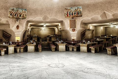 Espectáculo Nocturno Turco de Capadocia en Restaurante Cueva con CenaNoche turca sin cena/coche(Bebidas ilimitadas/Alchol)