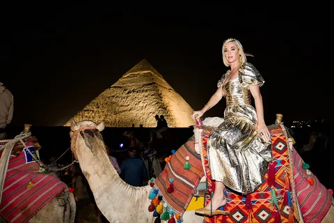 Kairo: Pyramiderna Pyramiderna och Museum Tour med ljud- och ljusshow