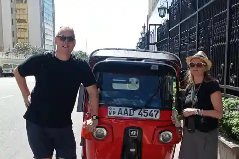 Colombo : Tour de ville en Tuk avec prise en charge à l'hôtel - tout compris
