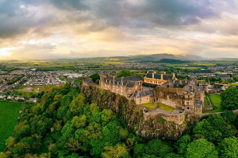 Stirling Castle & Old Town Tour by Train – Tickets Included