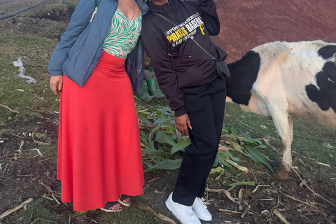 Esperienza locale notturna: cultura e caffè a KigaliEsperienza locale serale: cultura e caffè a Kigali