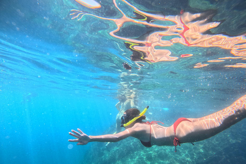 Koh Phi Phi : tour en bateau des pirates avec plongée en apnée et kayak