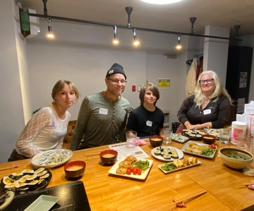 Shinjuku Tokyo: Authentic Japanese Home-Style Culinary Class