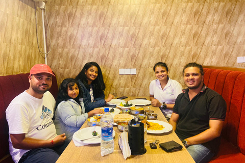 Colombo: Private City Tour with Driver and Car Colombo: Private City Tour with Driver and Van