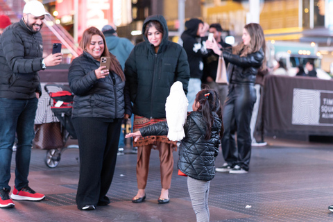 New York: Abendlicher Rundgang durch den Times Square mit Hot DogNew York: Abend-Rundgang durch den Times Square mit Hot Dog