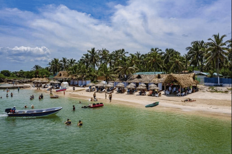 PALMARITO BEACH, Pasadia Tierra Bomba