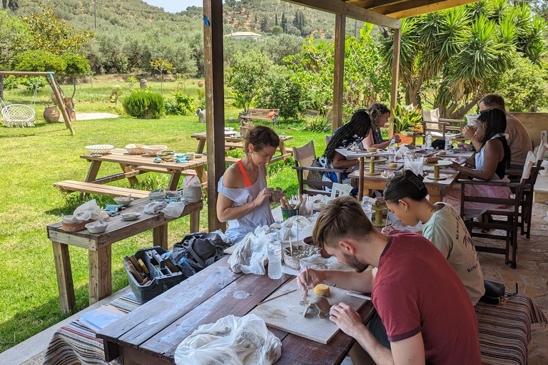 Esperienza di laboratorio di ceramica a Zante