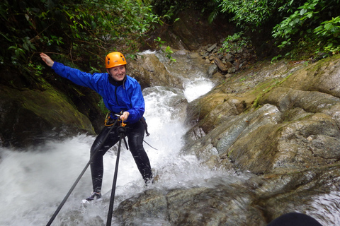 Baños : Canyoning dans les cascades de Chamana ou de Rio Blanco