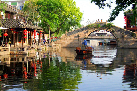 Suzhou: Lingering Garden & Zhouzhuang Water Town Day Tour