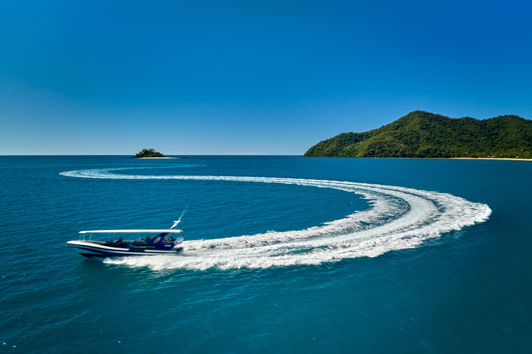 Från Cairns: Great Barrier Reef halvdagsutflykt med snorkling