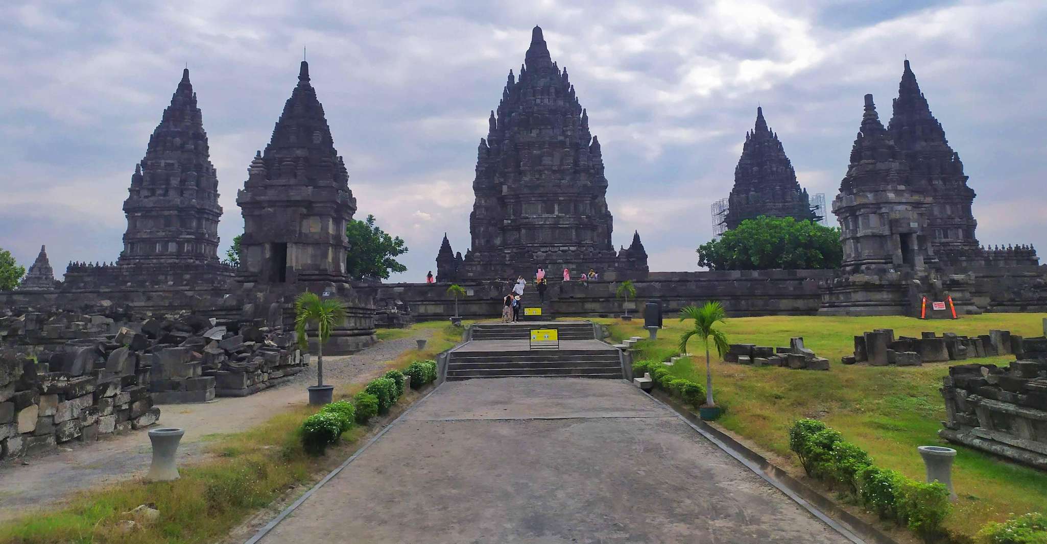 Yogyakarta: Borobudur sunrise(guarantee climb up)& Prambanan photo 10