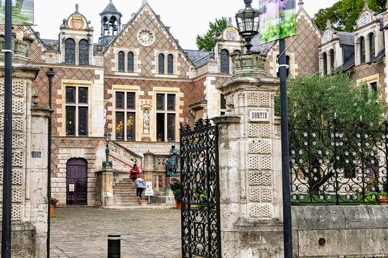 Orléans: Oude stad, kathedraal & Jeanne d'Arc wandeling met gidsOrléans: oude binnenstad, kathedraal en Jeanne d'Arc zelfgeleide wandeling