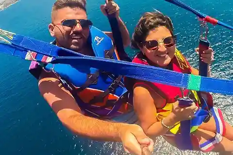 Punta Cana: Parasailing og snorkelkrydstogt med åben bar
