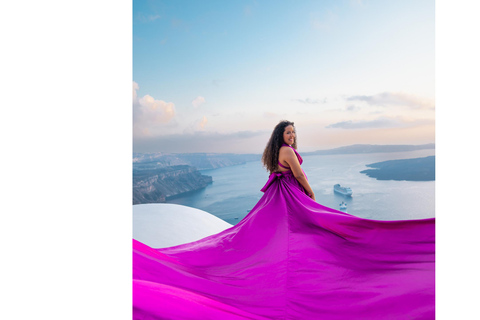 Santorini: Sesión de fotos con vestido voladorOia o Imerovigli: Sesión de fotos con vestido volador de Santorini