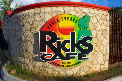 Negril Tour: Seven Mile Beach, Ricks Cafe & Sunset Views