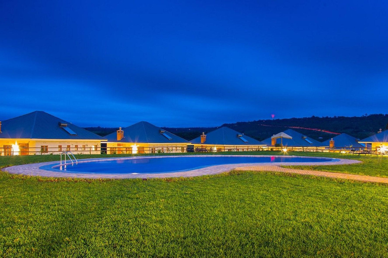 5-daagse middenklasse safari - Tarangire, Serengeti en krater.5-daagse safari - Tarangire, Manyara, Serengeti en Crater.