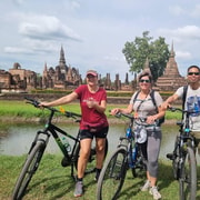 Sukhothai: Full-Day Historical Park Cycling Tour with Lunch