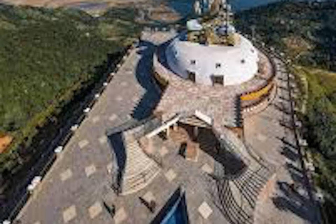 Pokhara: Guided City Tour with Phewa Lake Boat Ride