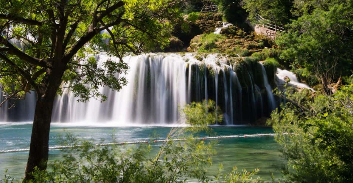 Afbeelding 2 van Dagtocht naar de watervallen van de Krka en Primošten