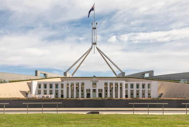 From Sydney: Canberra Day Trip with Guided Tours