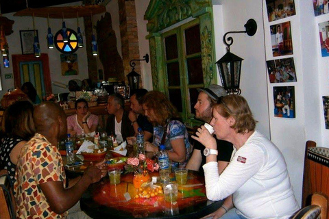 Cali: Salsa Class and Market Tour with Food Tasting