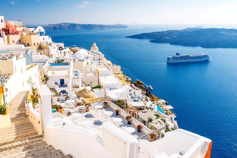 Creta: escursione in barca a Santorini con visita a Oia e FiraArea di Heraklion 2: tour con trasferimento incluso