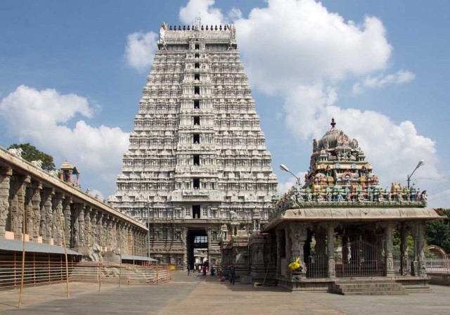 Visit From Mahabalipuram Private Tour to Tiruvannamalai & Gingee in kundrakudi