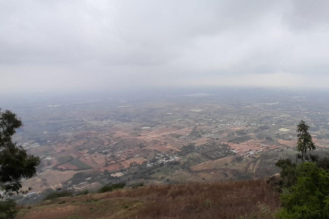 Scopri le colline di Nandi con me: colline, patrimonio culturale, fortezze e ciboScopri le colline di Nandi con me: colline, storia, fortezze e cibo