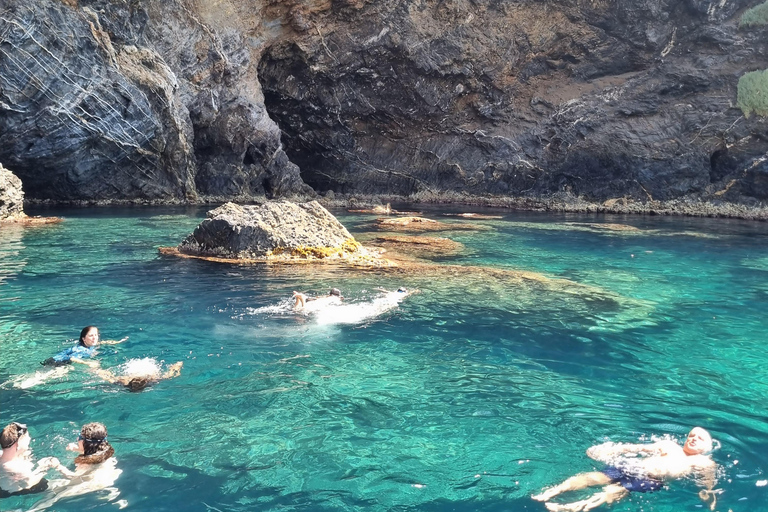 Boat trip around Porquerolles and Giens Day trip by boat around Porquerolles and Giens