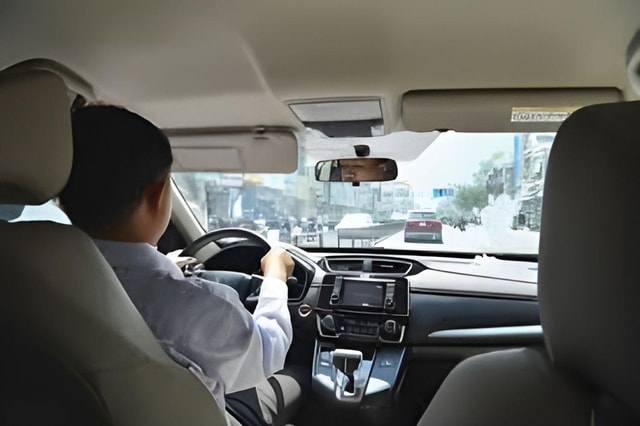 Hanoi: Airport Transfer Service Private Car