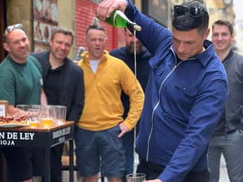 San Sebastian: Market, Pintxos and Wine Tasting Tour