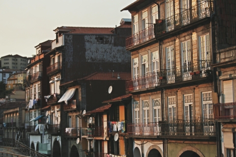 Visite à pied de Porto : vous ne pouvez pas la manquer !Groupe espagnol