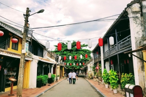 La ville ancienne de Hoi An Depuis Hoi An/ Da Nang en visite privéeLa ville ancienne de Hoi An depuis Da Nang