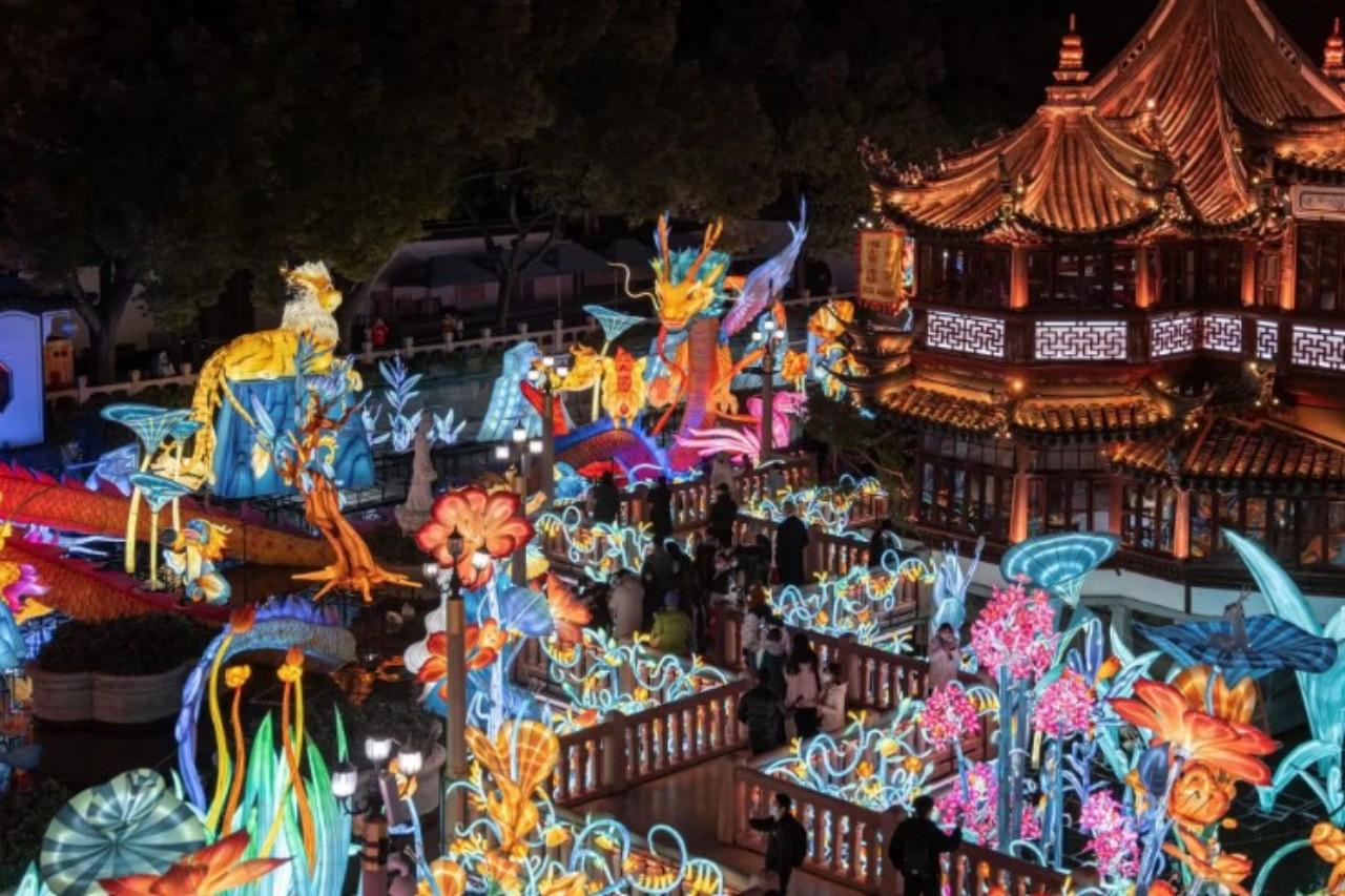 New Year Lantern Festival--Shanghai: Yu Garden Entry Ticket