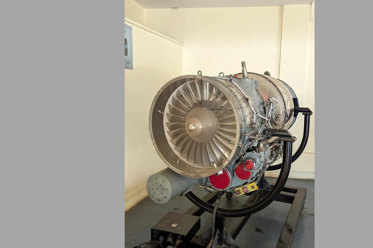 Bangalore: Heritage Centre and Aerospace Museum Guided Tour