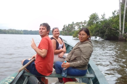 Puerto Maldonado: Lake Sandoval Day Trip by Boat