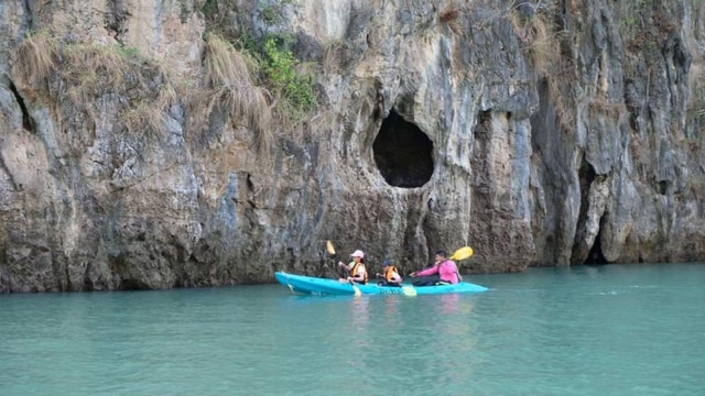 Koh Lanta: Options of Old Town, Mangrove, Kayaking or Island