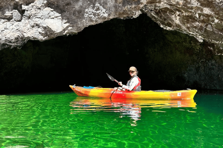 Las Vegas: Emerald Cave Kayak Tour Zelf rijden