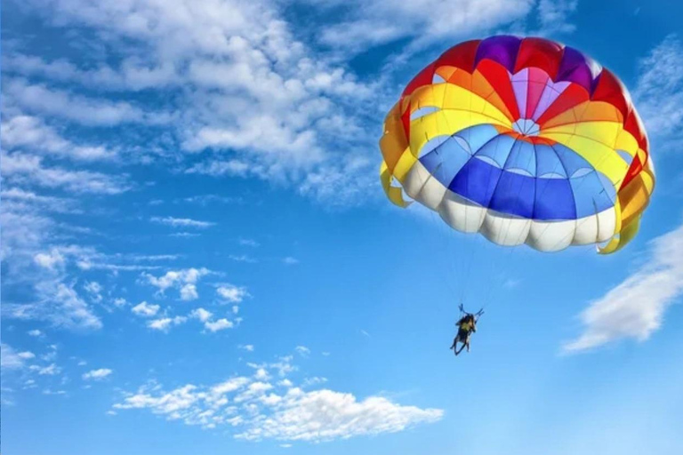 Montego Bay: Parasailing Adventure with Coastal Views