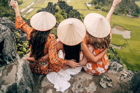 Hanoi: 3-Day Ninh Binh, Ha Long & Lan Ha Bay 5-Star Cruise