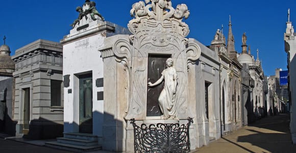 Recoleta in Depth (not literally) Private Walking Tour
