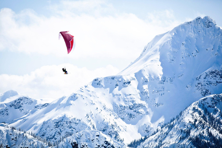 Tbilisi: Kazbegi & Sno Valley Private 4WD Day Tour