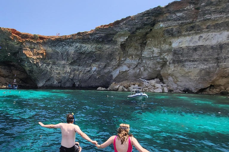 Malta: Private Boat Trip to Comino, Blue Lagoon & Gozo 4 Hours - Private Boat Trip
