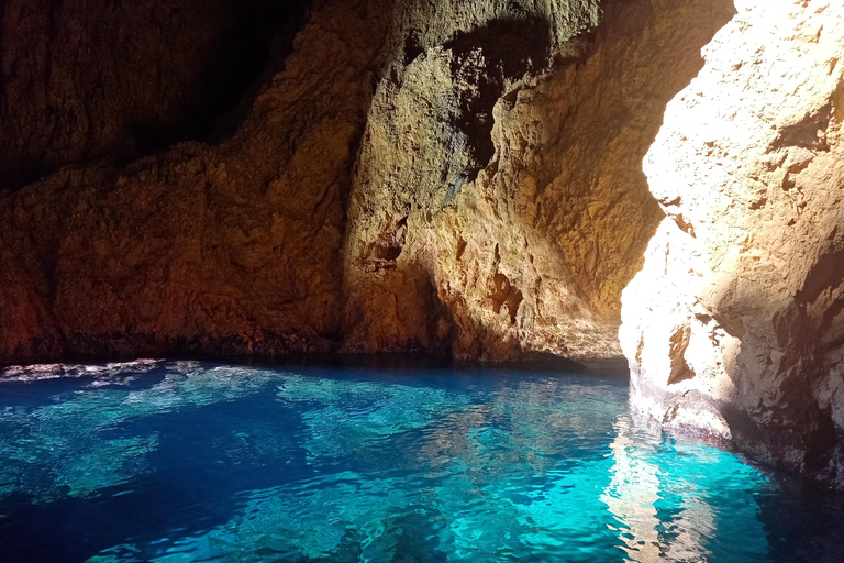 Tour in barca a Paleokastritsa