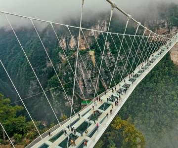 Highlights Tour with Glass Bridge & Cable Car