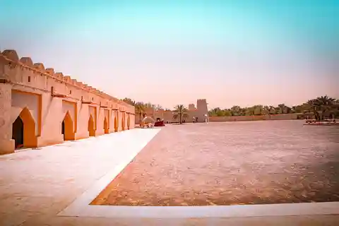 Abu Dhabi: Full-Day Al Ain Tour with Entry Tickets and Meal