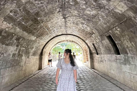 Manila Bike Adventure &amp; Modern Makati Discovery Tour