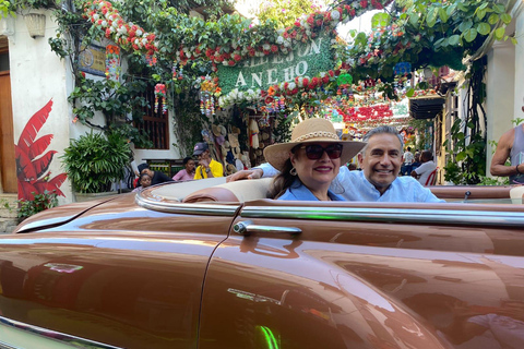 Take a ride in a vintage car and snap some photos in Cartagena de Indias Vintage car ride with a photo shoot