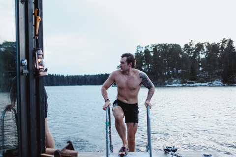 Helsinki: Winter Mixed Ferry Sauna Experience